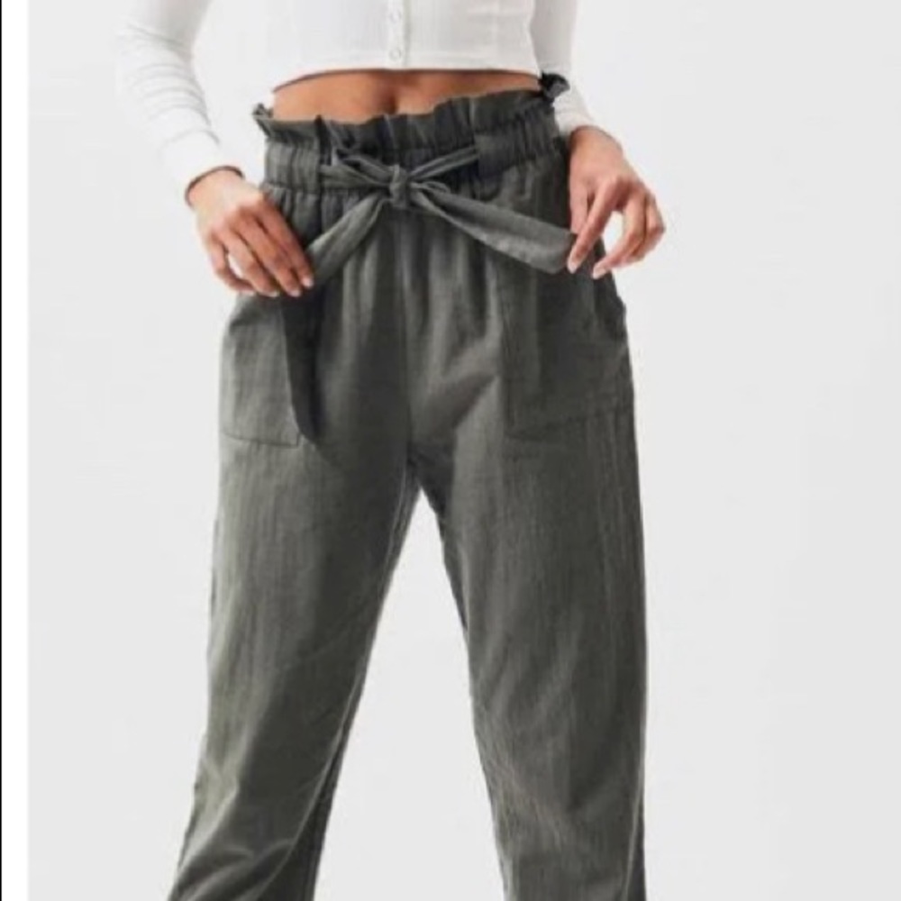Kendall and Kylie green flowy pants